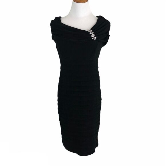 Scarlett Dresses & Skirts - Scarlett Elegant Evening Sheath Dress Knee Length Ruched Boat Neck Sz 6 Black